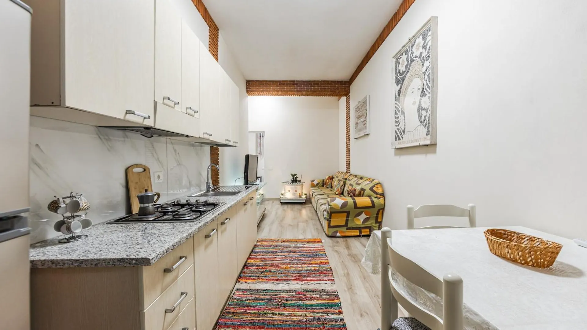 Apartment Central Art House Durres