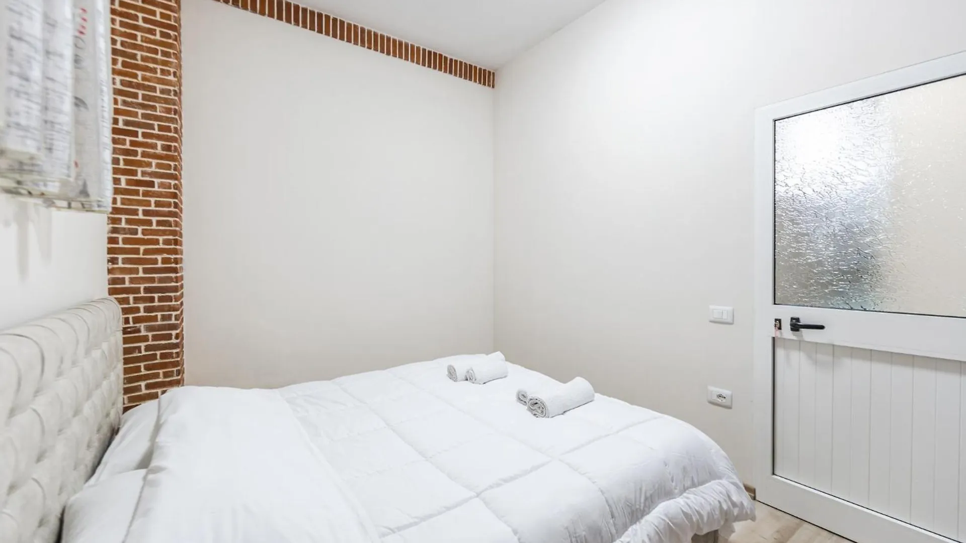 Central Art House Durres Apartment