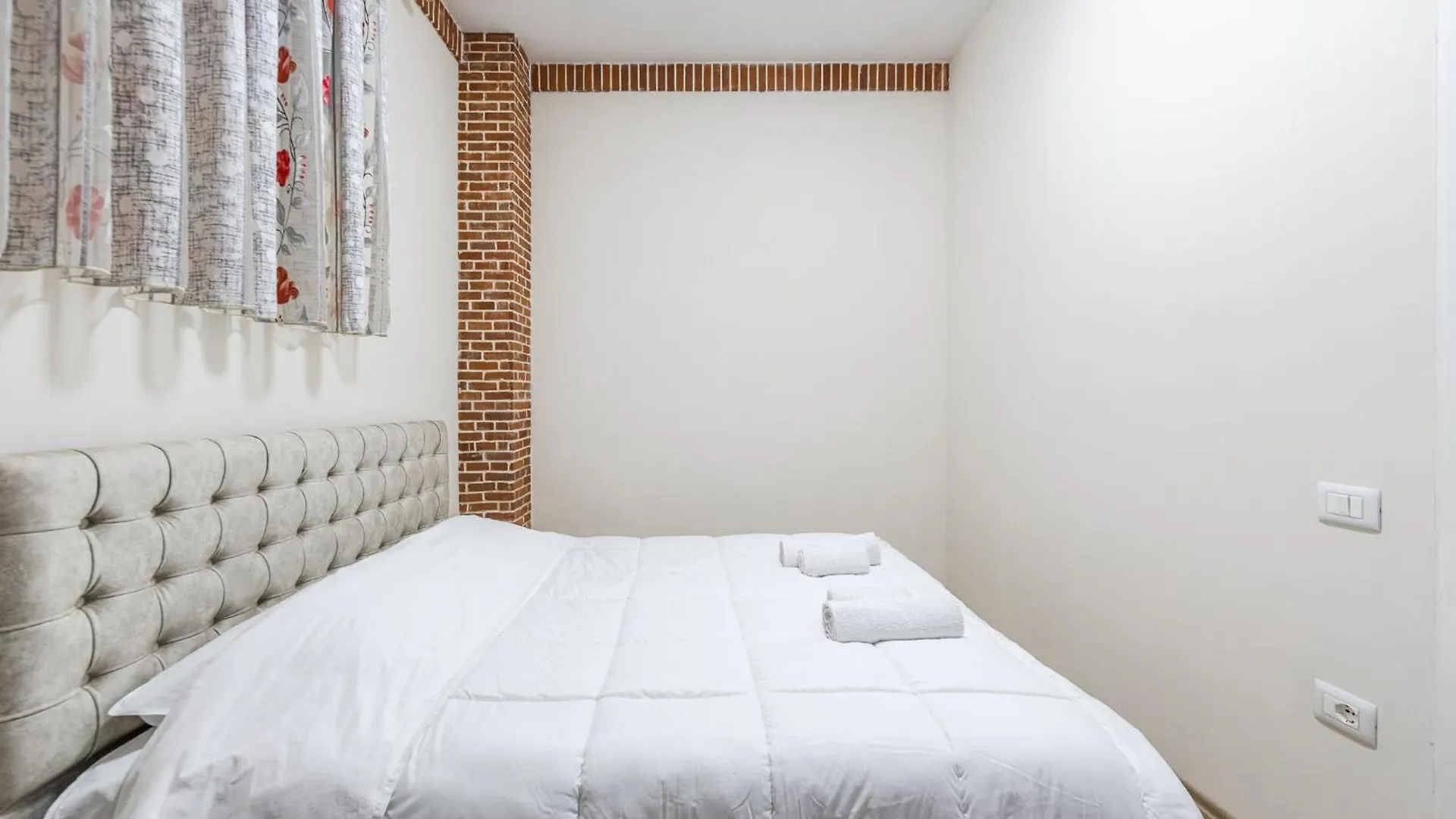 Apartment Central Art House Durres